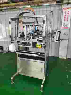 Công nghệ lấp đầy aseptic thép không gỉ đảm bảo bao bì khử trùng vệ sinh cho các sản phẩm lỏng và bán lỏng nhạy cảm